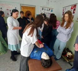 Занятие медицинского класса