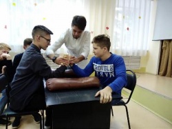 Первенство колледжа по армрестлингу